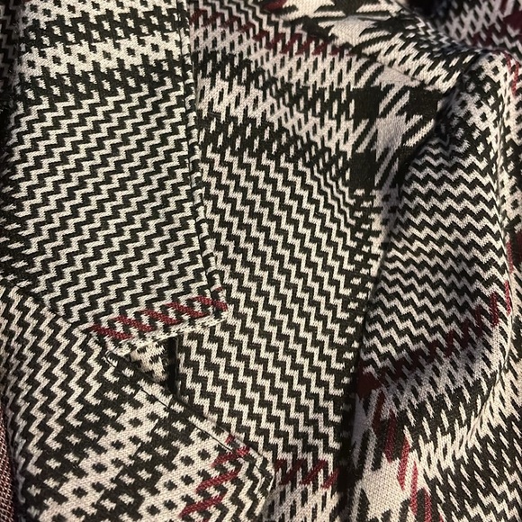 Scoop M Pocket Plaid Knit Duster - Picture 3 of 5